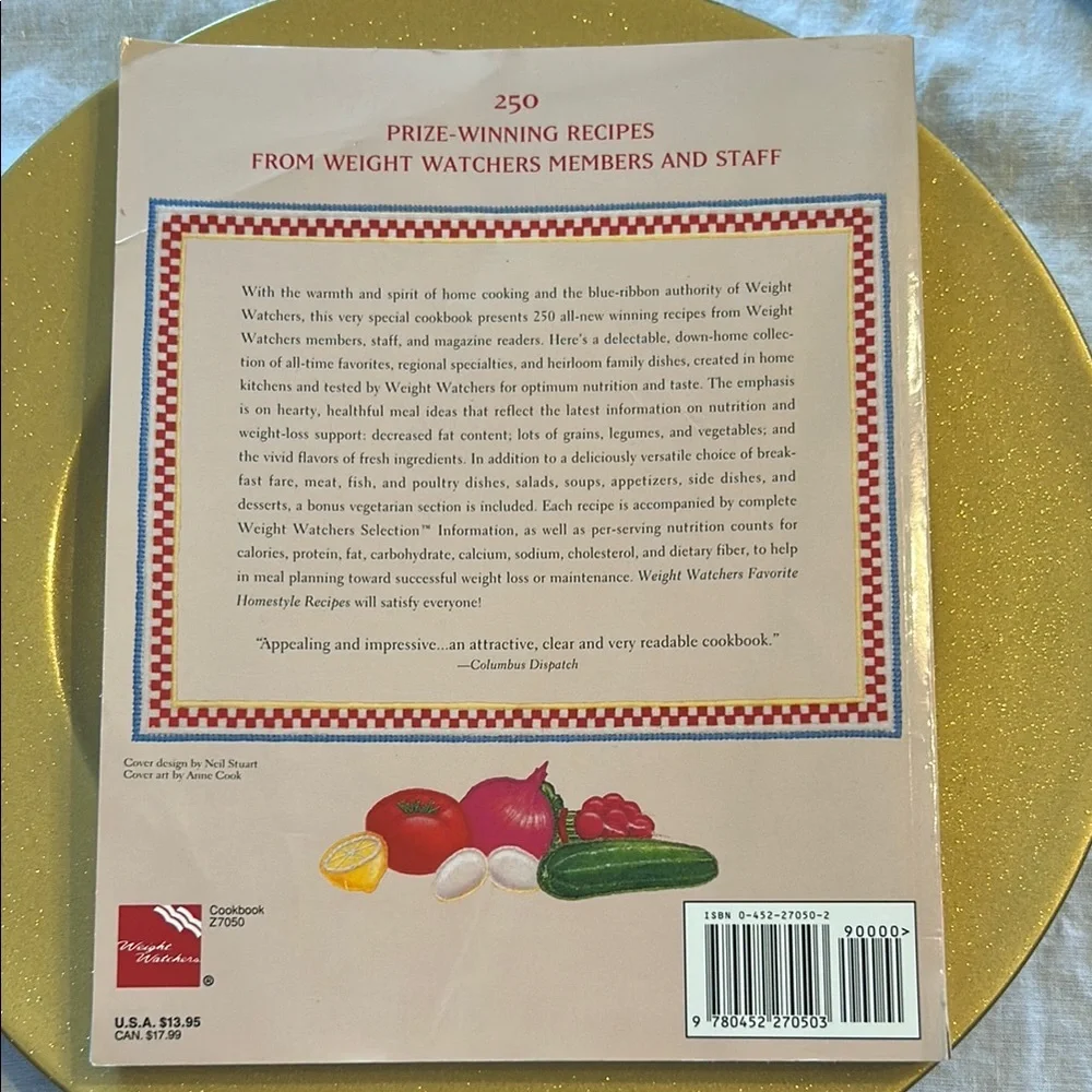 Weight Watchers Favorite Homestyle Recipes Cookbook in Great Condition!